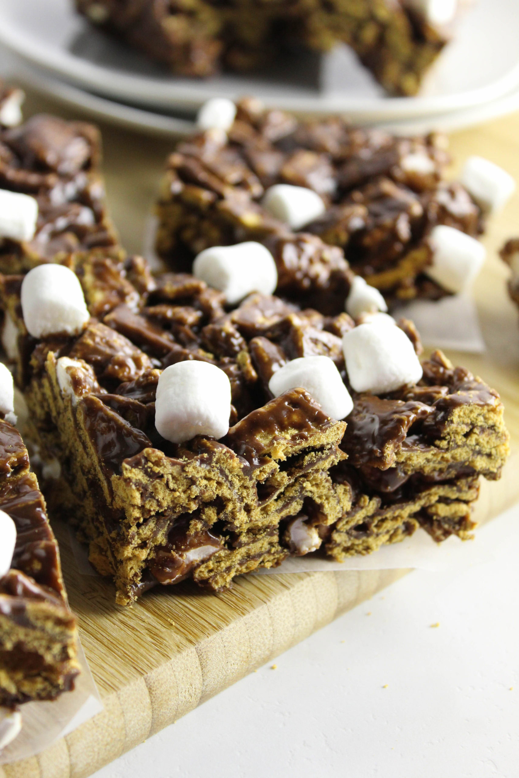 Golden Graham S'mores Bars Baking You Happier