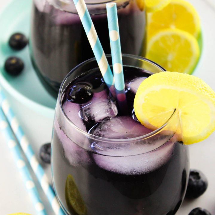 Blueberry Infused Lemon Water
