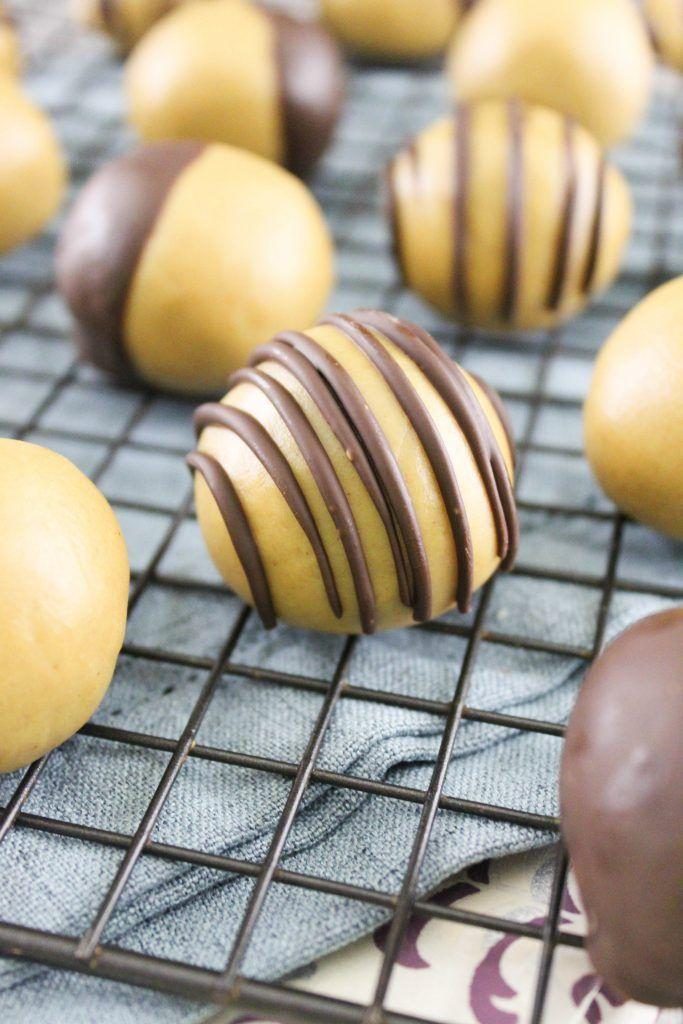 No Bake Vegan Peanut Butter Balls