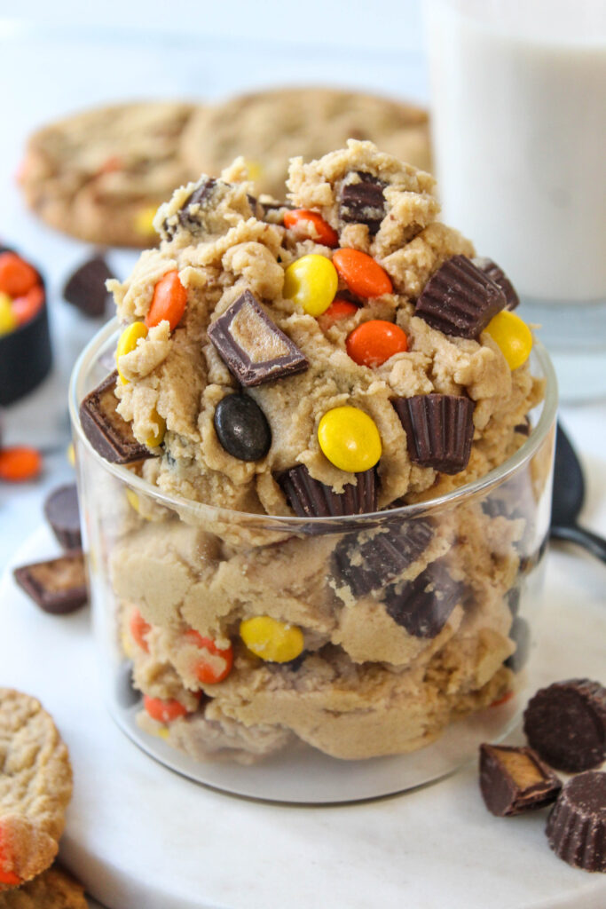 peanut butter cookie dough with Reese’s cups