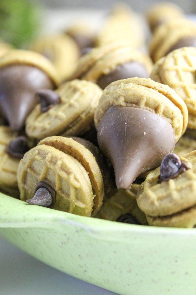 Acorn Kisses Treats