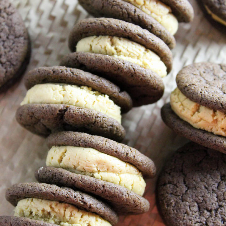 Homemade Peanut Butter Oreo Cookies