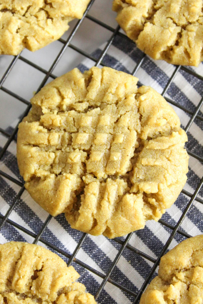 Vegan Peanut Butter Cookies Vegan Peanut Butter Cookies