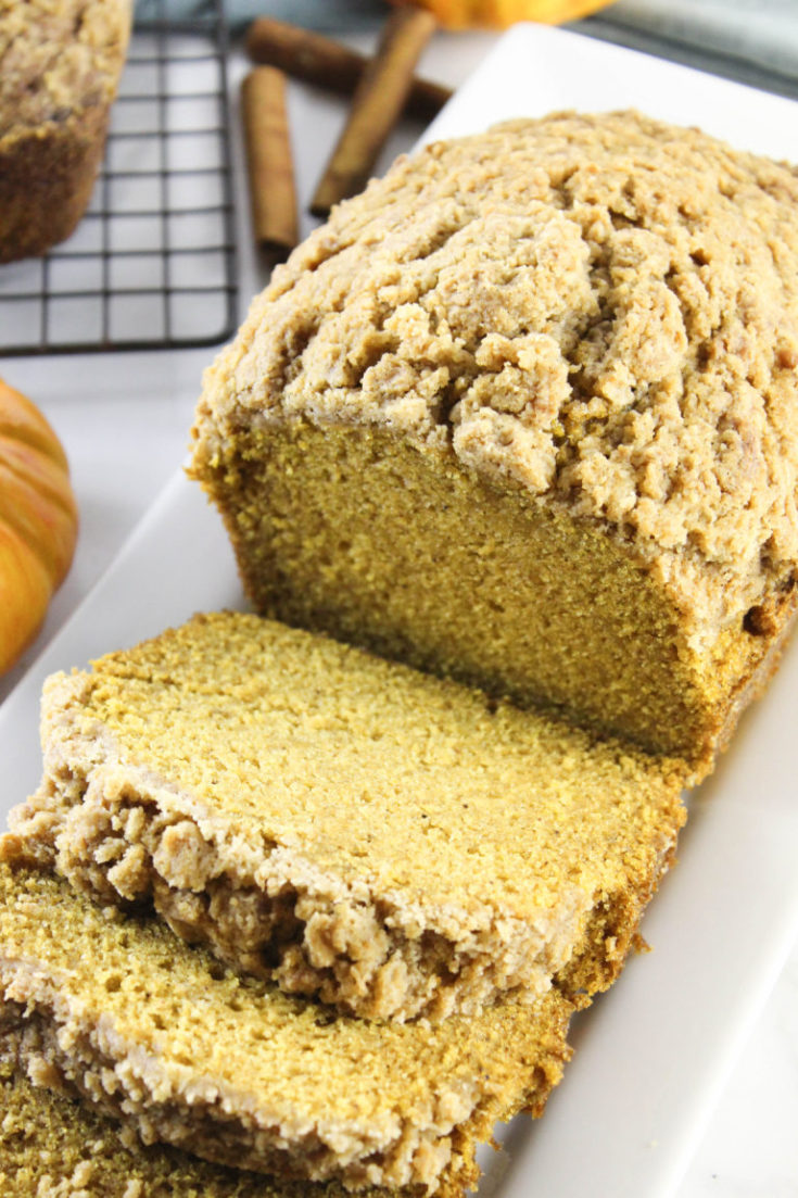 Pumpkin Bread with Crumb Topping