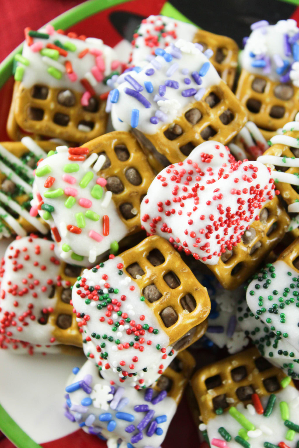 Candy Bar Pretzel Bites Baking You Happier