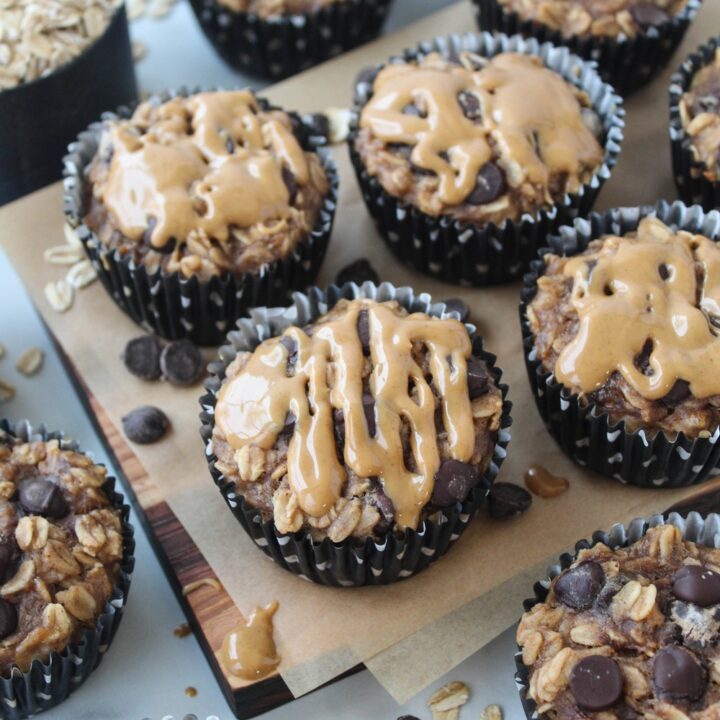 Peanut Butter Banana Baked Oatmeal Cups