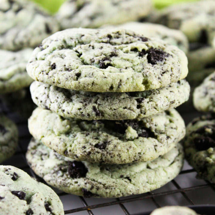 Mint Oreo Pudding Cookies