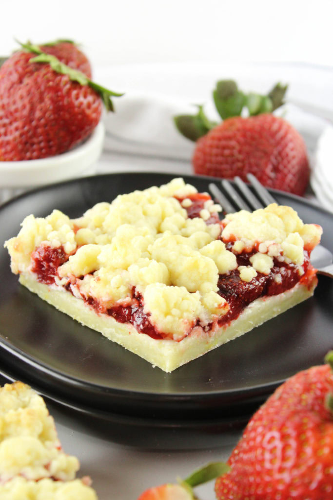 Strawberries & Cream Crumb Bars