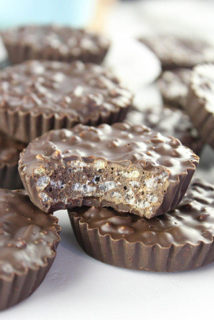 5-Minute Vegan Chocolate Crunch Cups