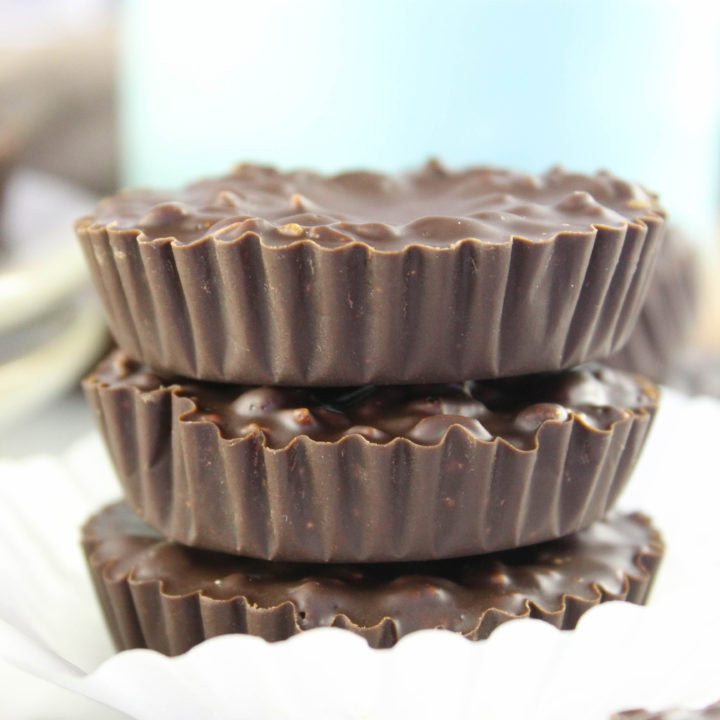 5-Minute Vegan Chocolate Crunch Cups