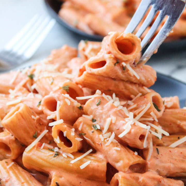 Creamy Tomato Rigatoni Pasta