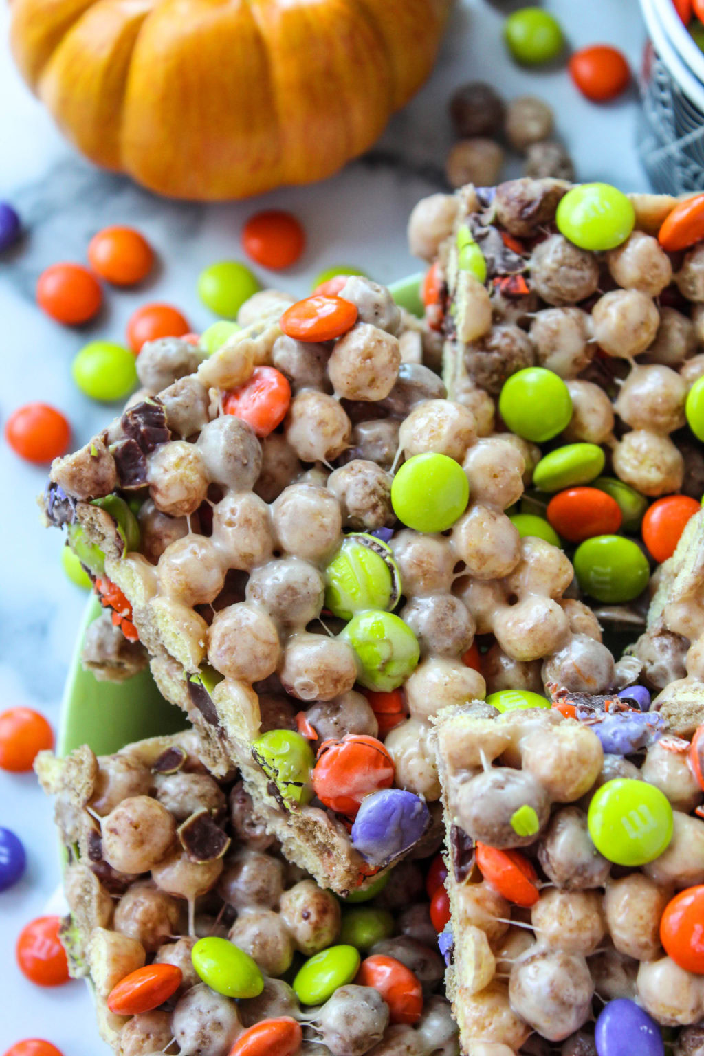 Reese’s Puffs Cereal Bars for Halloween Baking You Happier