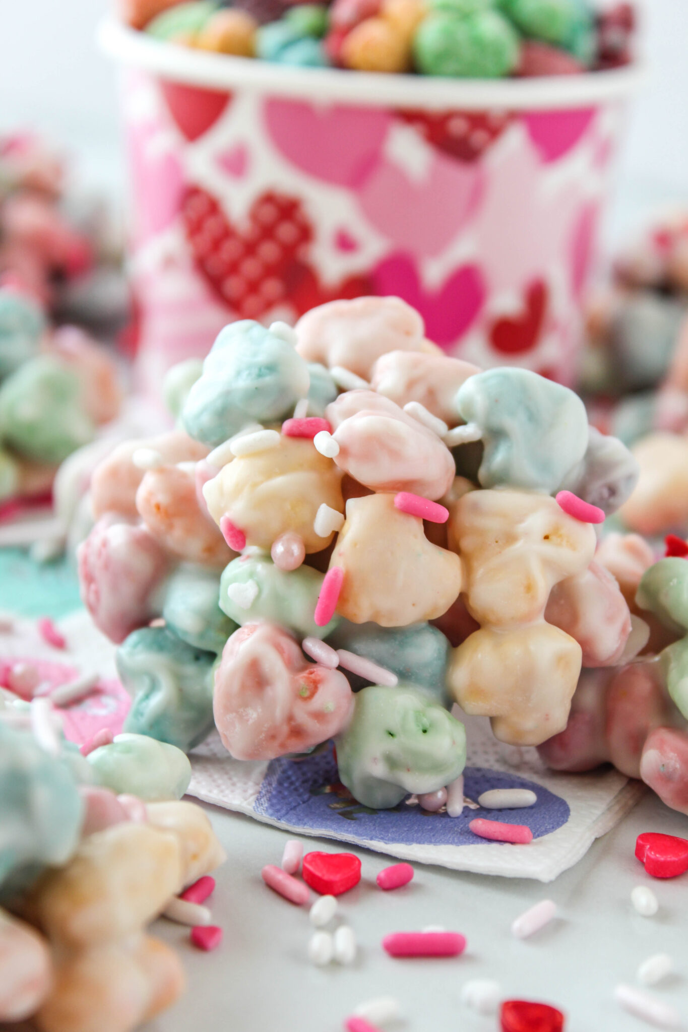 Froot Loops Sweetheart Cereal Treats | Baking You Happier