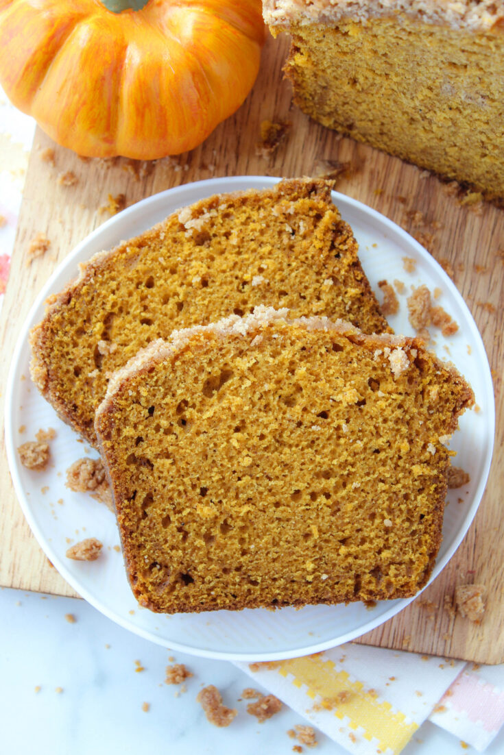 Pumpkin Bread with Crumb Topping