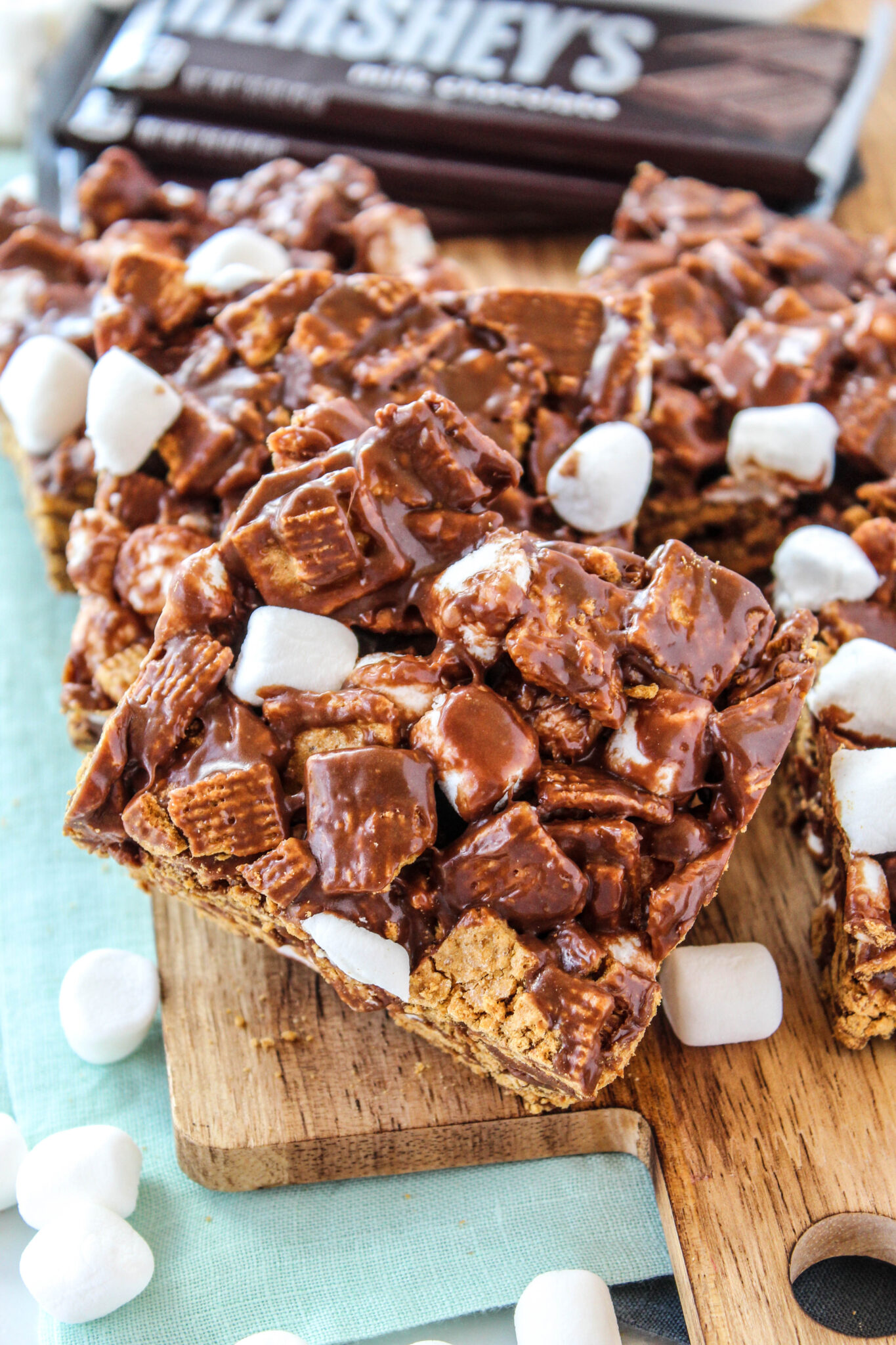 Golden Graham S’mores Bars - Baking You Happier