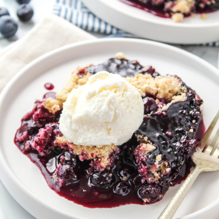 Easy Blueberry Crisp