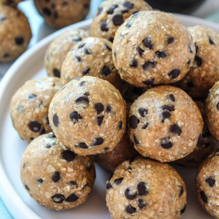 Chocolate Chip Energy Balls