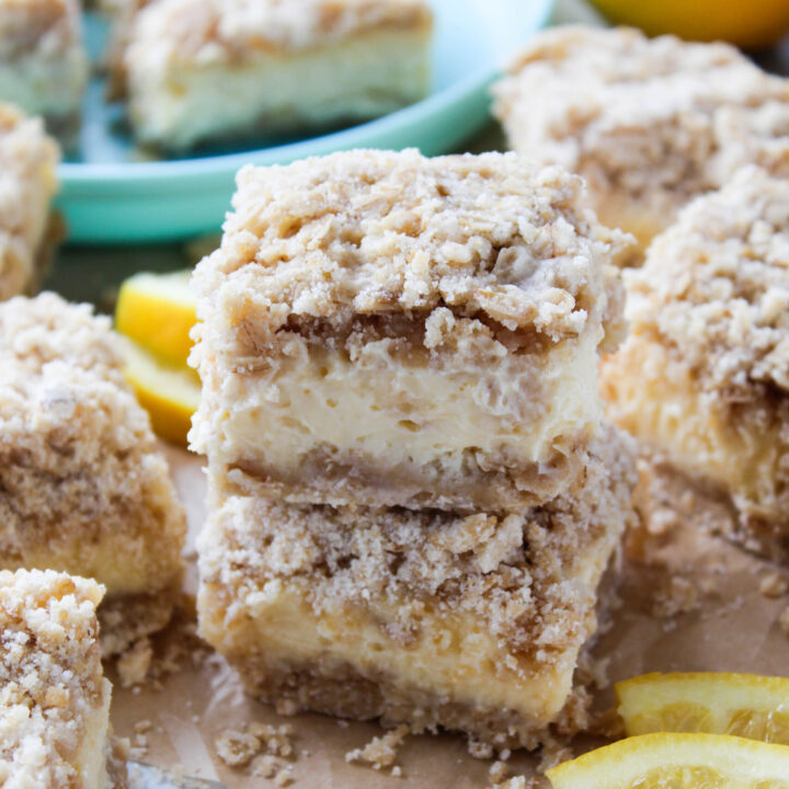 Lemon Cheesecake Crumb Bars