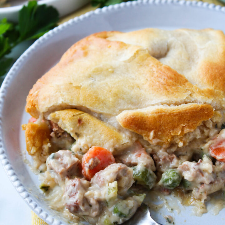 Easy Vegetarian Pot Pie with Crescent Roll