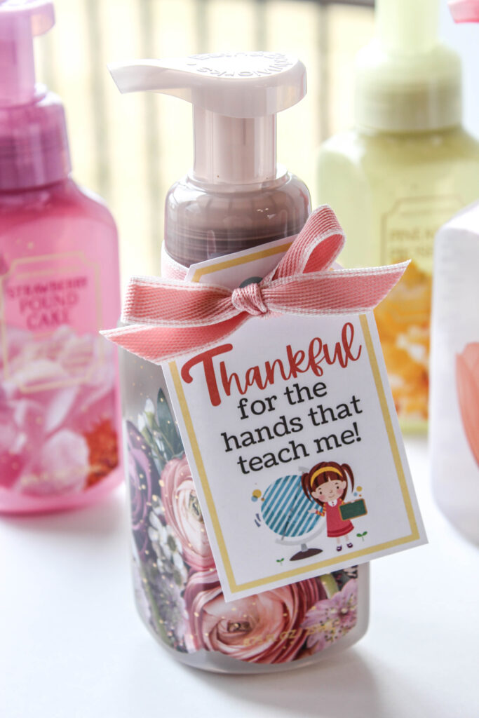 Thankful for the Hands That Teach Me Free Printable Gift Tag Thankful for the Hands That Teach Me Free Printable Gift Tags