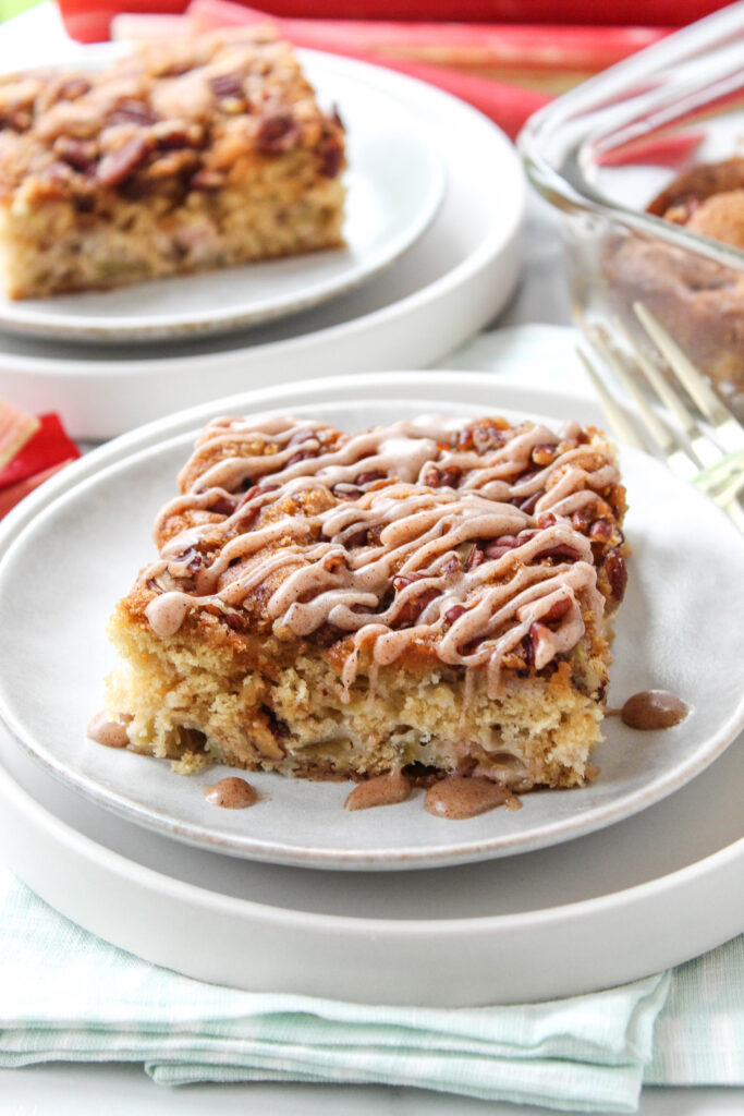 Easy Rhubarb Cake
