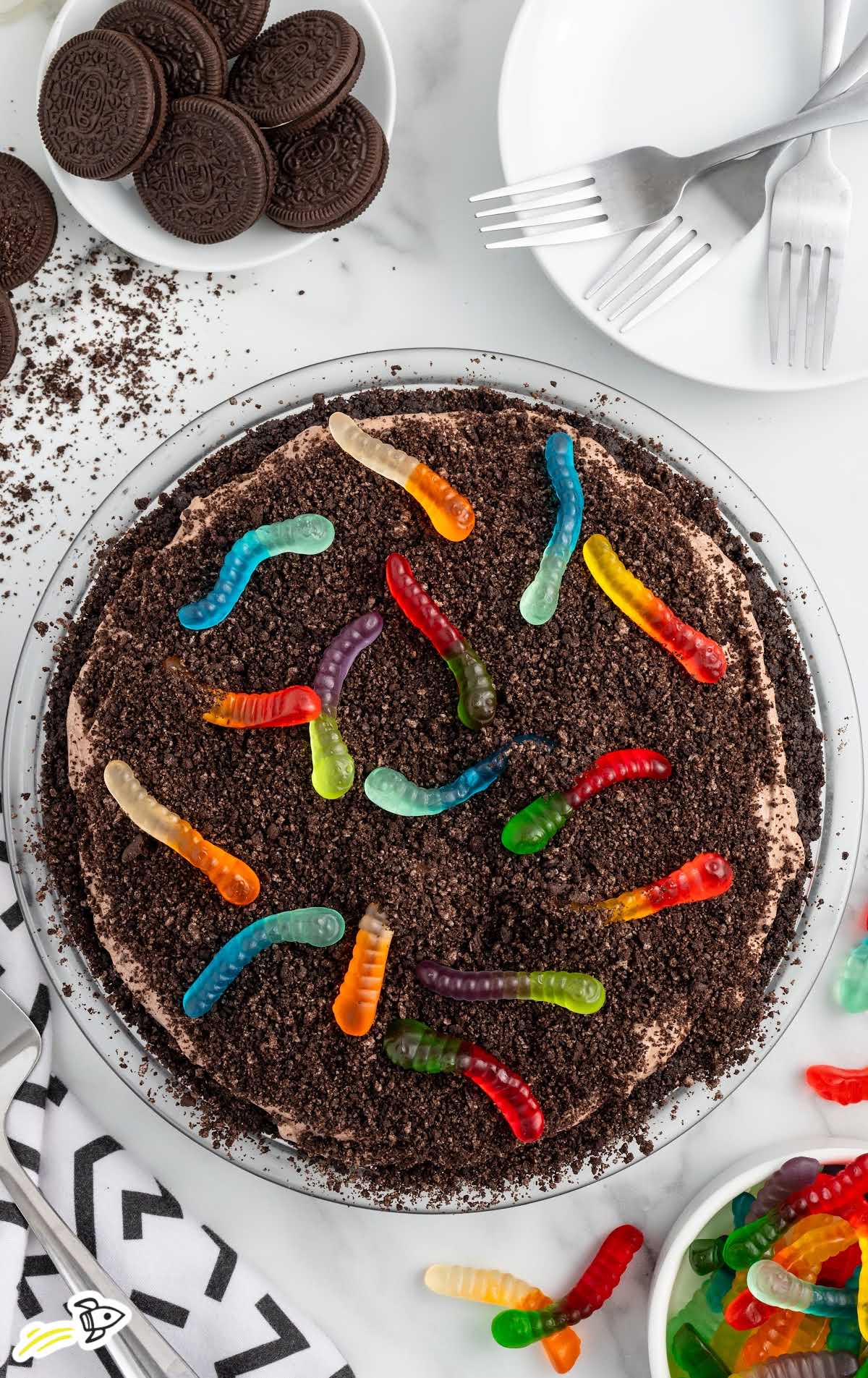 20 Dirt Cake Recipes - Baking You Happier