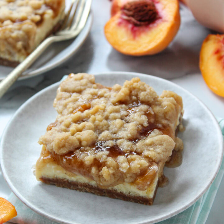 Peach Cobbler Cheesecake Bars
