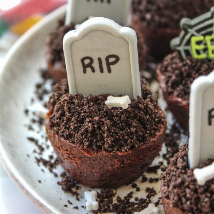 Graveyard Brownie Bites