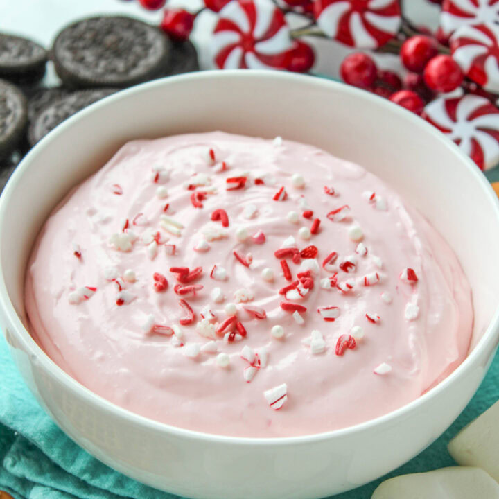 Peppermint Cheesecake Dip