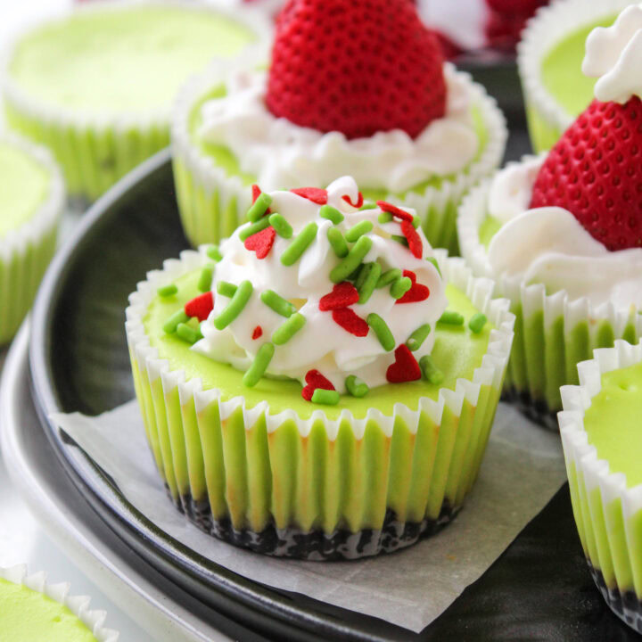 Grinch Mini Cheesecakes