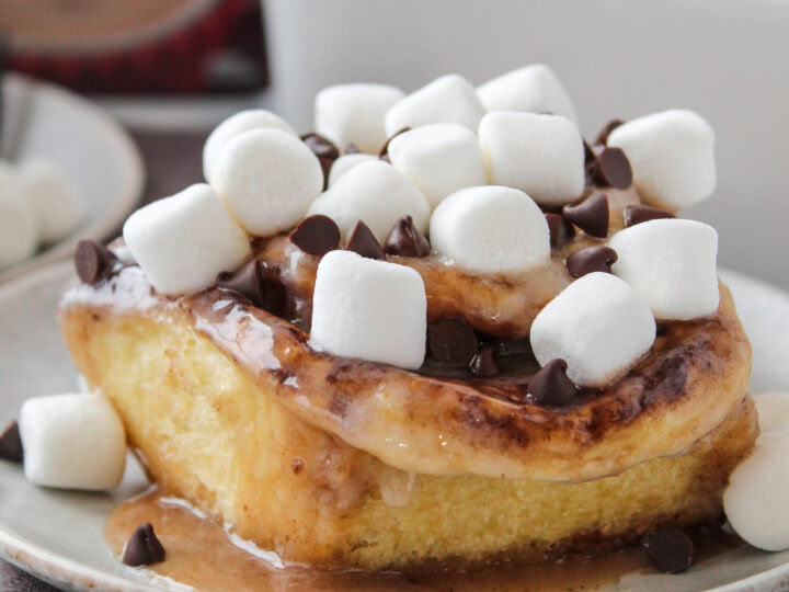 Easy Hot Cocoa Cinnamon Rolls - Baking You Happier