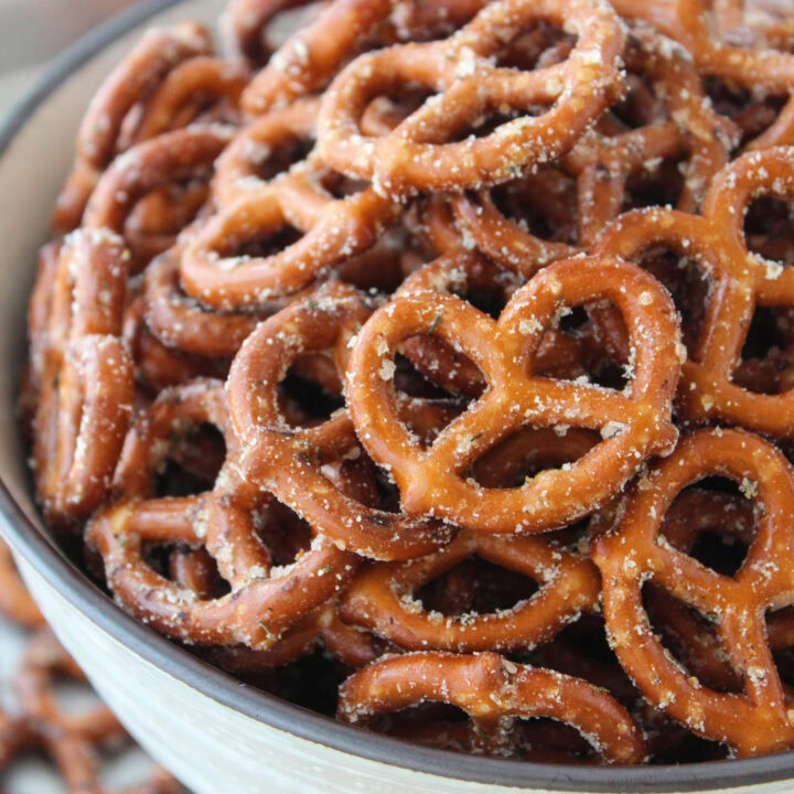 Garlic Ranch Pretzels