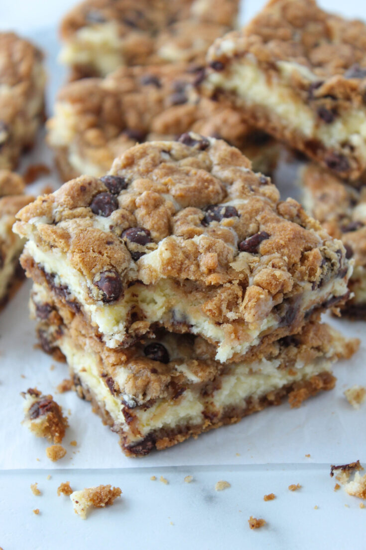 Chocolate Chip Cookie Cheesecake Bars