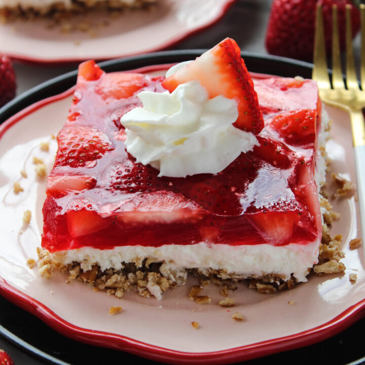 Strawberry Pretzel Salad