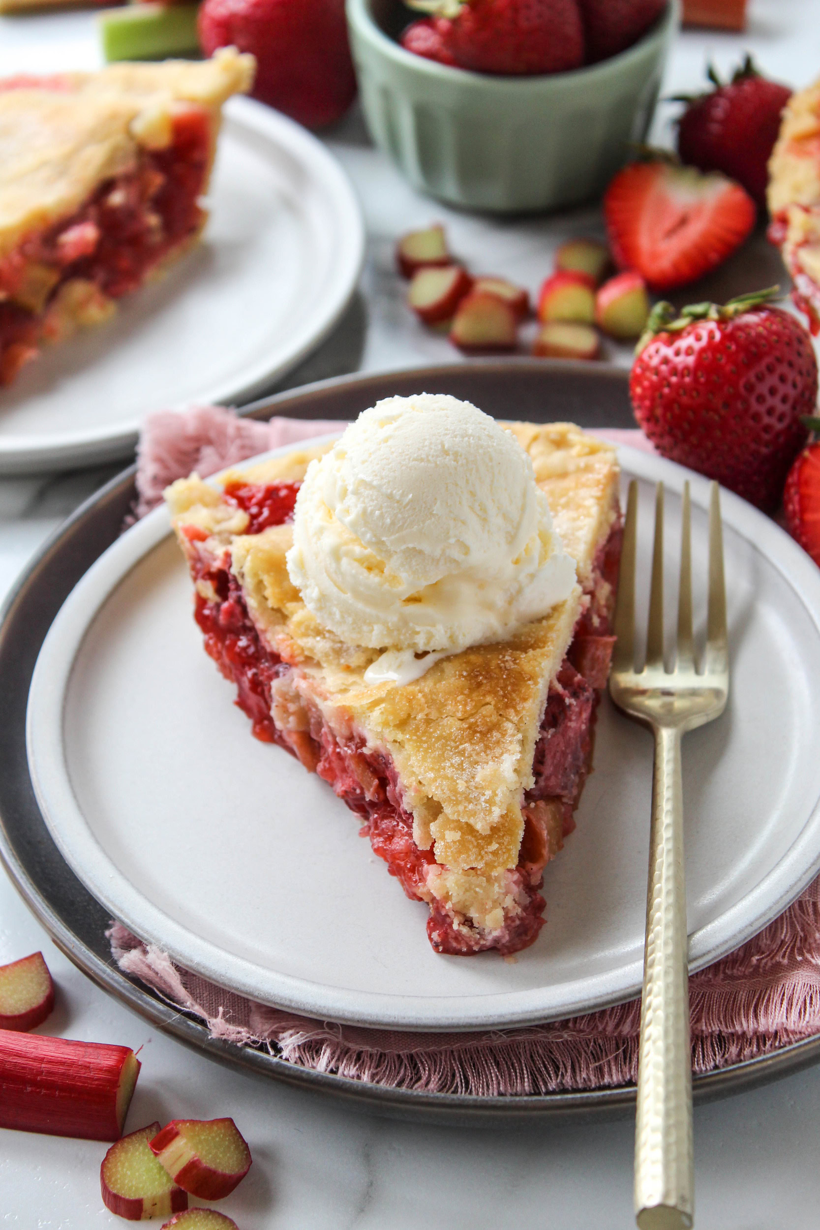 Strawberry Rhubarb Pie - Baking You Happier
