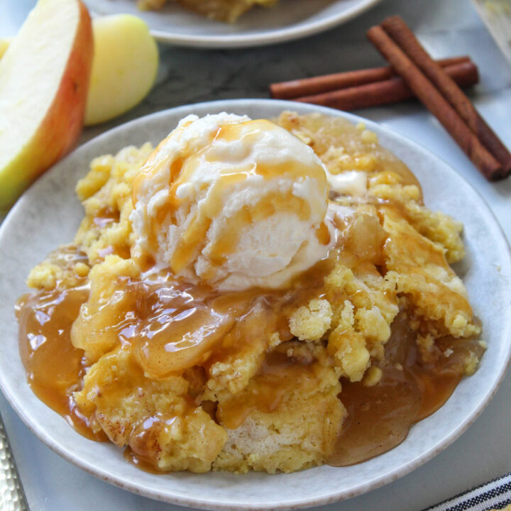Apple Pie Dump Cake