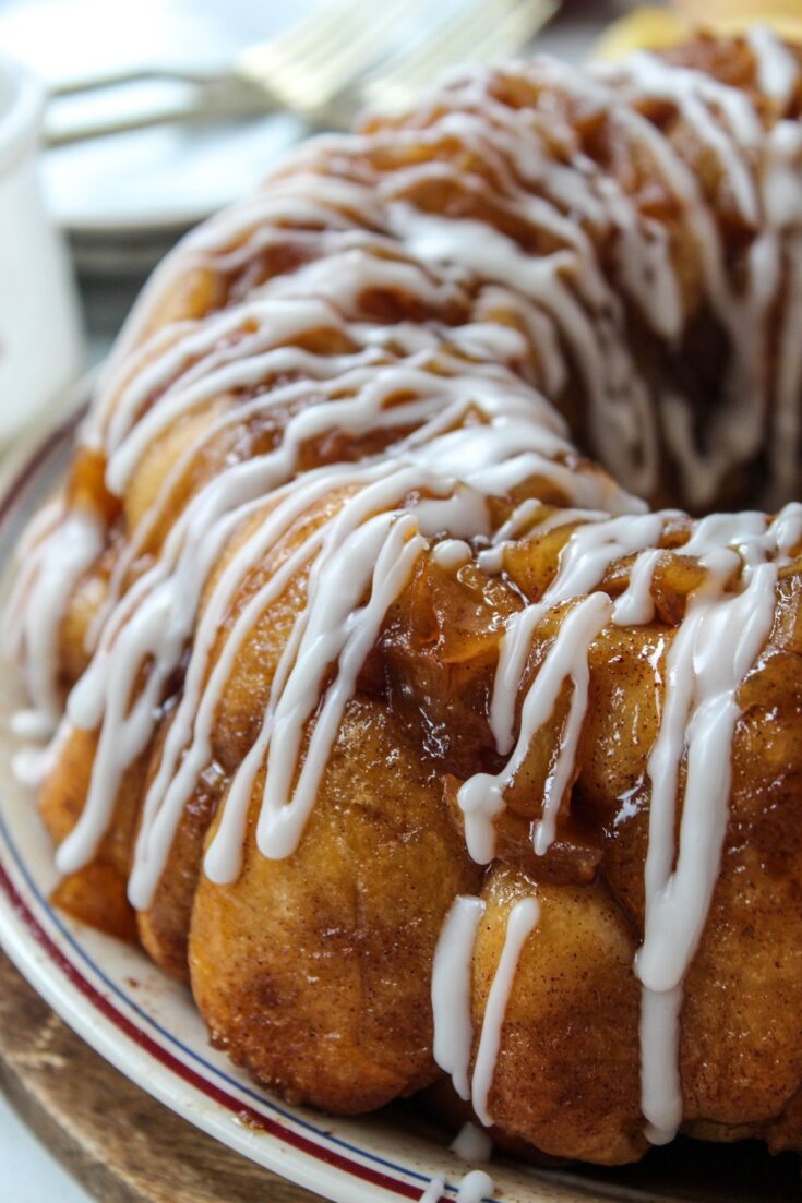 Apple Fritter Monkey Bread