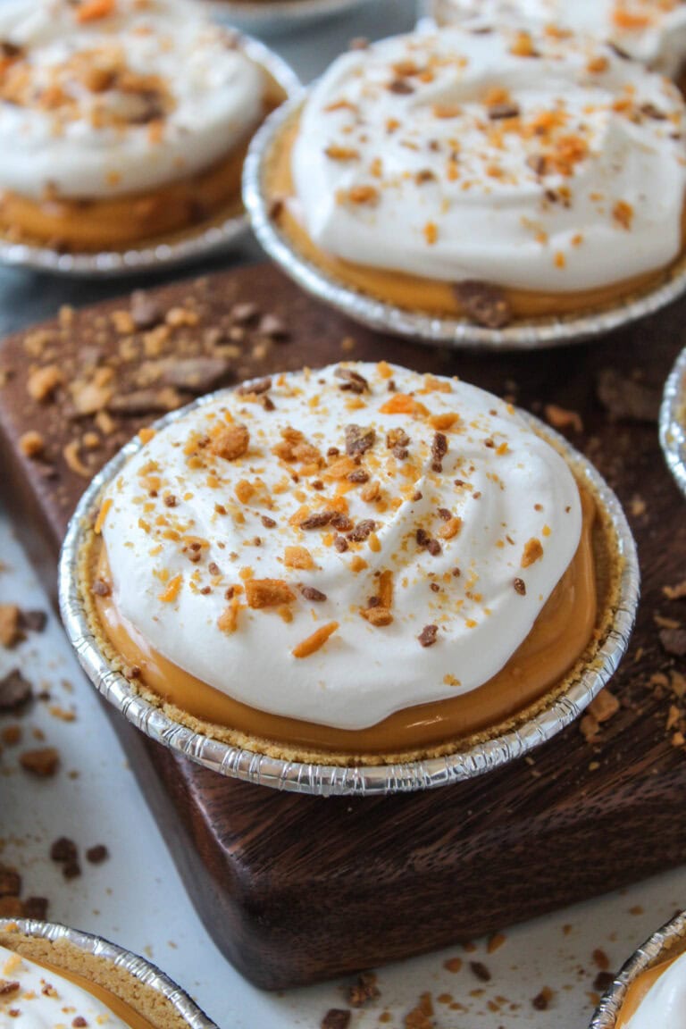 Little Note Pudding Mini-Butterscotch Pudding Pies - Baking You Happier