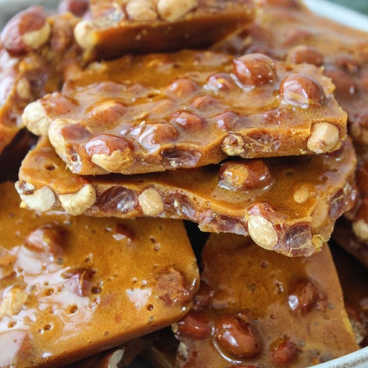 Old Fashioned Peanut Brittle Candy
