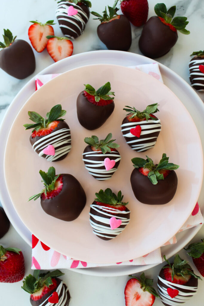 The Best Easy Chocolate Covered Strawberries