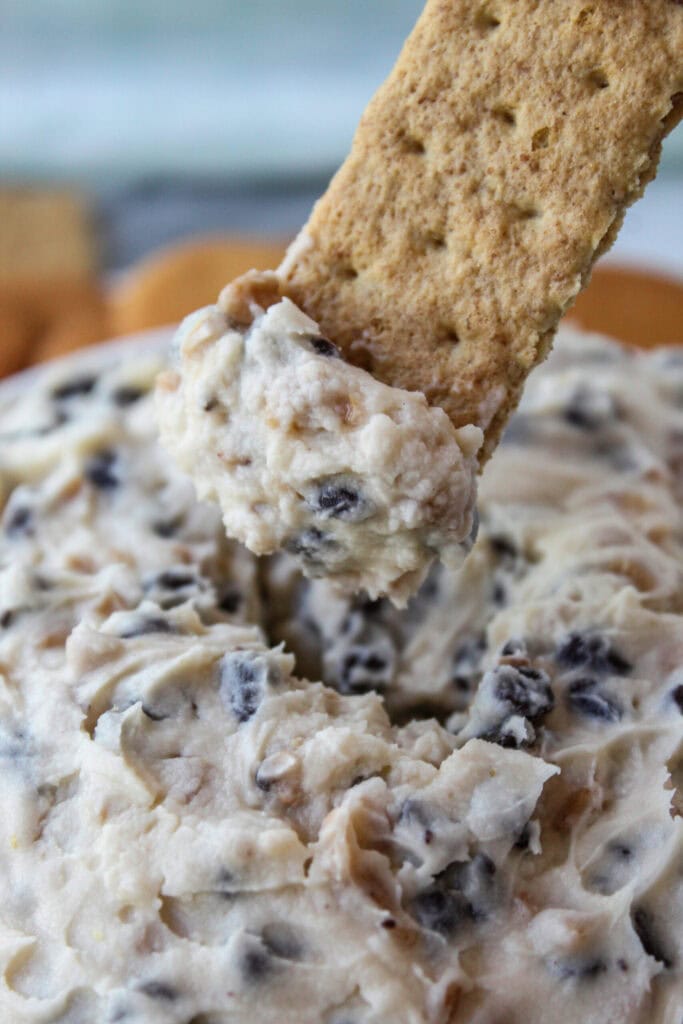 20 Easy Game Day Dips That Will Make You the MVP of the Party