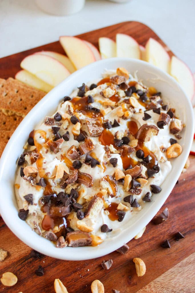 20 Easy Game Day Dips That Will Make You the MVP of the Party