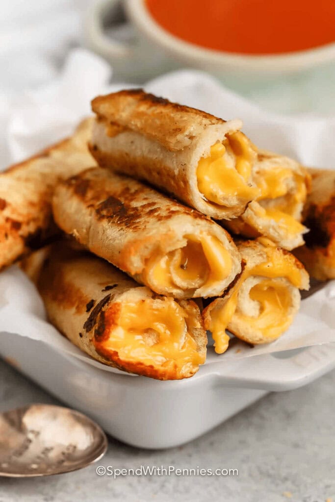 25 Easy Super Bowl Party Food Ideas for a Crowd