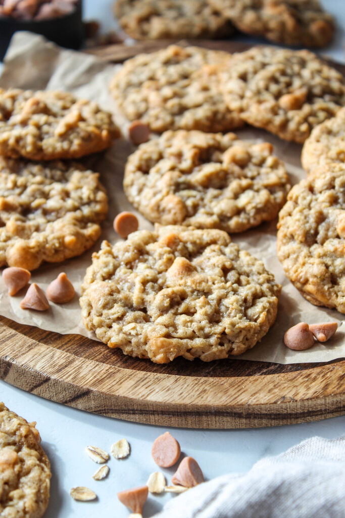 Chewy oatmeal scotchies on a plate