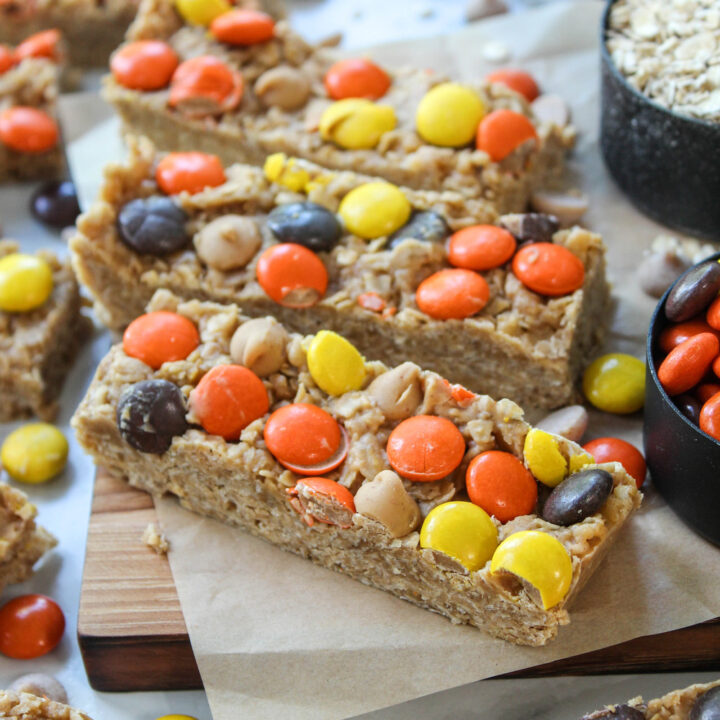 Homemade Reese's Peanut Butter Granola Bars