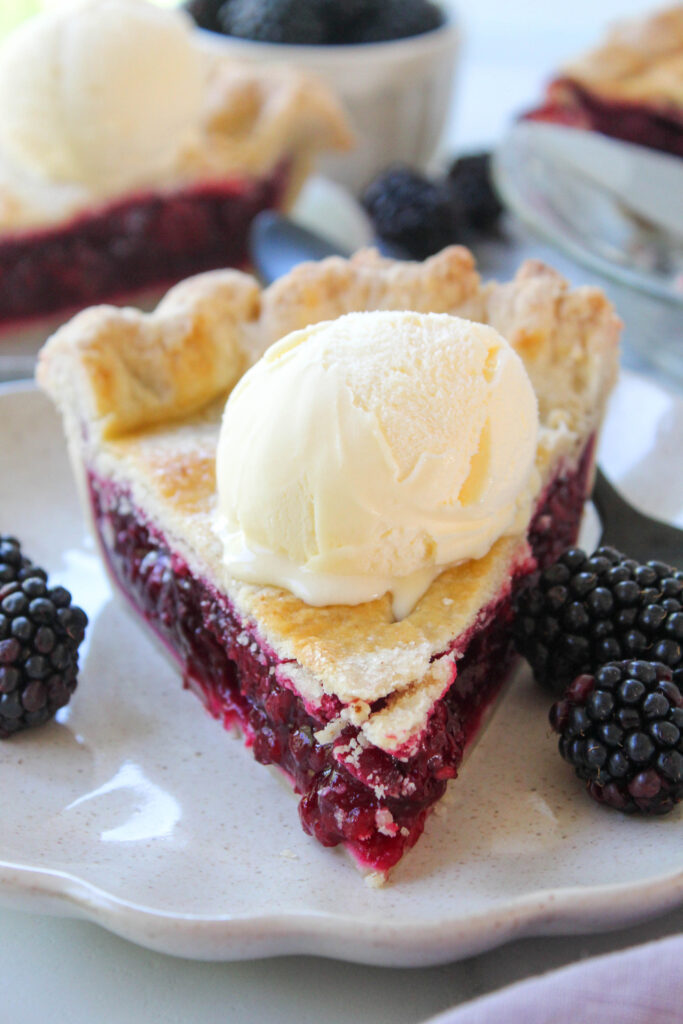 Freshly baked blackberry pie made with simple ingredients and ripe blackberries