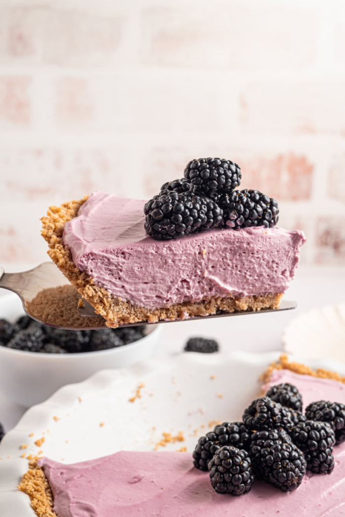No Bake Blackberry Cream Pie