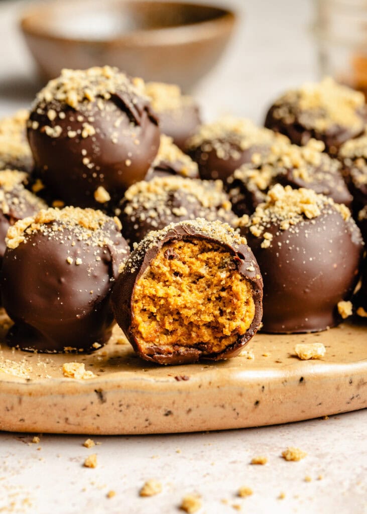 No-Bake Pumpkin Truffles