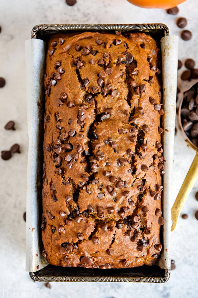 Pumpkin Chocolate Chip Bread