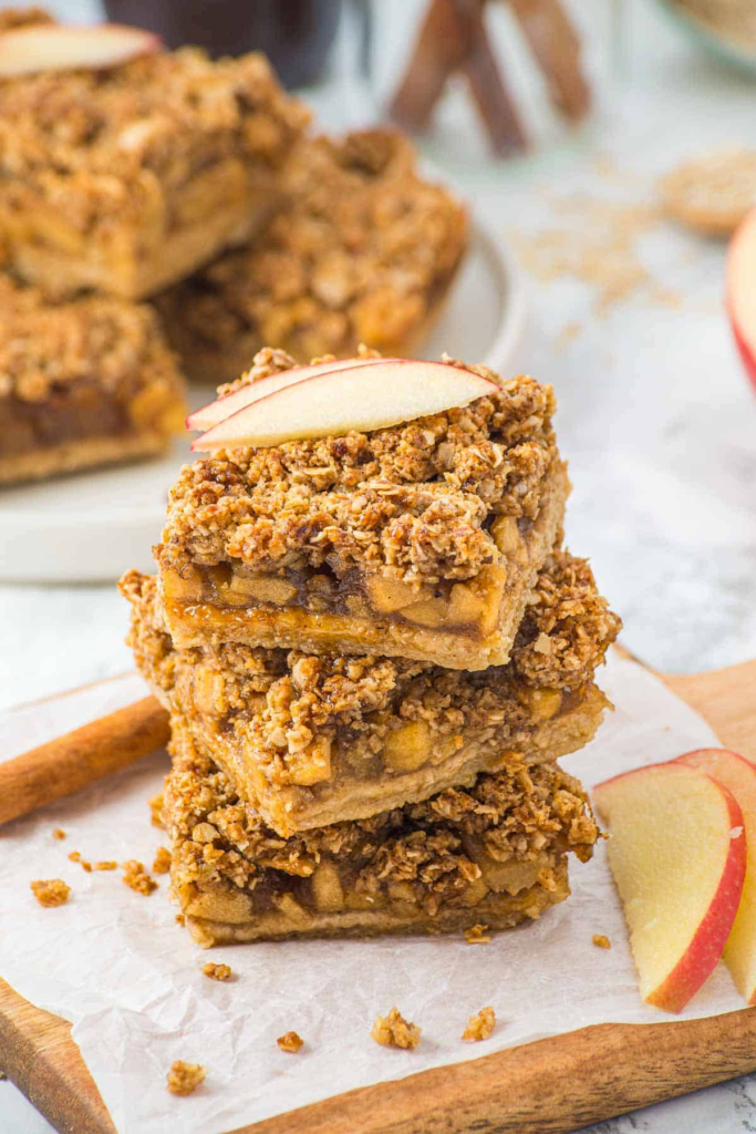 Apple Oatmeal Bars